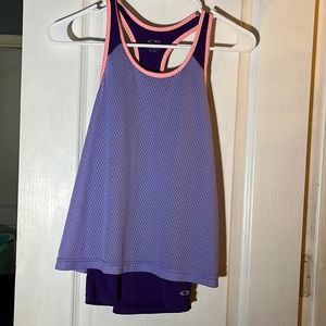 Girl’s Activewear Top Size: Large (10/12)